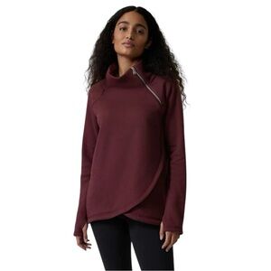 Athleta‎ Cozy Karma Asym Pullover Burgundy Medium Outdoorsy Layering Gorpcore